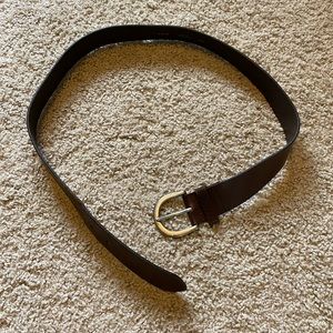 Women’s brown leather belt